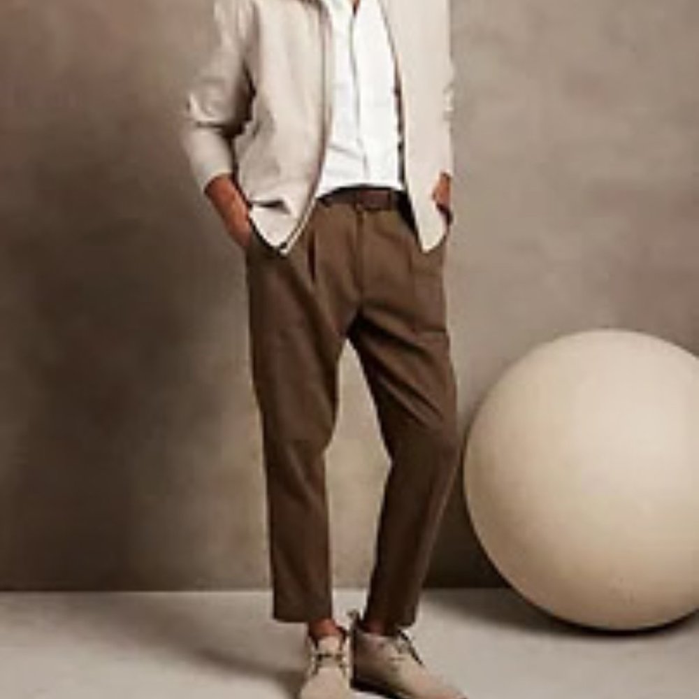 Banana Republic Relaxed Tapered Pant (Ankle) - Cinnamon 33x30
